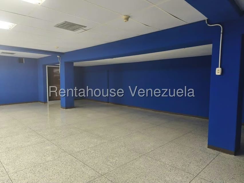 Comercial (Local Comercial) en Alquiler en Dr Portillo, Zulia - 17