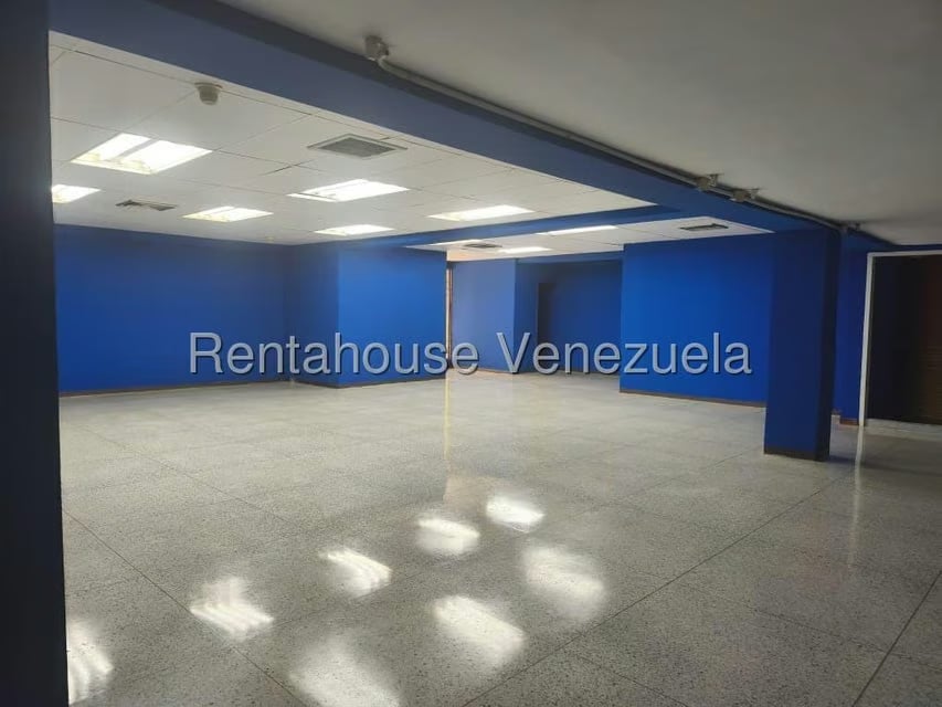 Comercial (Local Comercial) en Alquiler en Dr Portillo, Zulia - 18