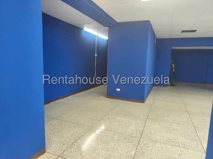 Comercial (Local Comercial) en Alquiler en Dr Portillo, Zulia - 22