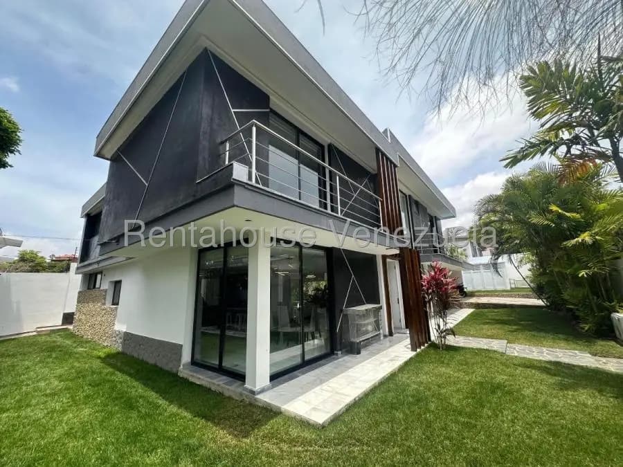 Casa en Venta en El Cafetal Caracas - 4