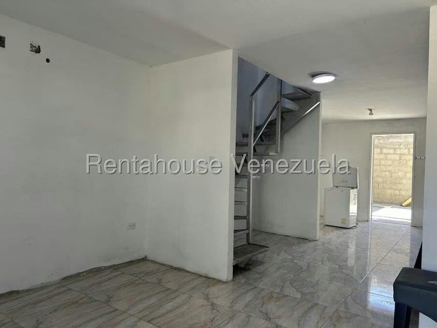 Casa (1 Nivel) en Venta en Terrazas de la Ensenada, Lara - 3