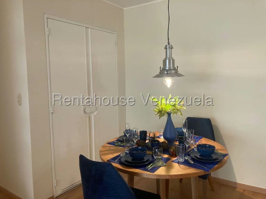 Apartamento (1 Nivel) en Alquiler en La Castellana, Distrito Metropolitano - 3