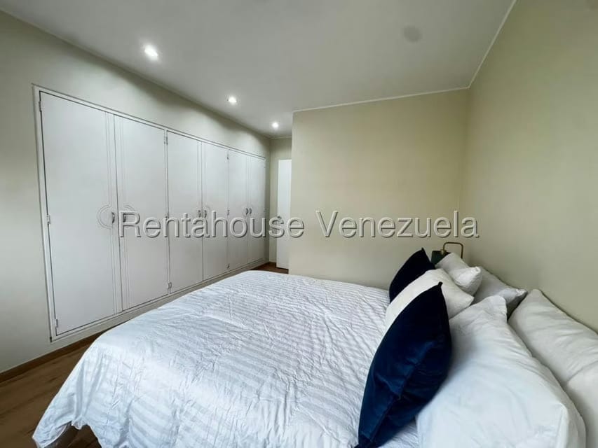 Apartamento (1 Nivel) en Alquiler en La Castellana, Distrito Metropolitano - 9