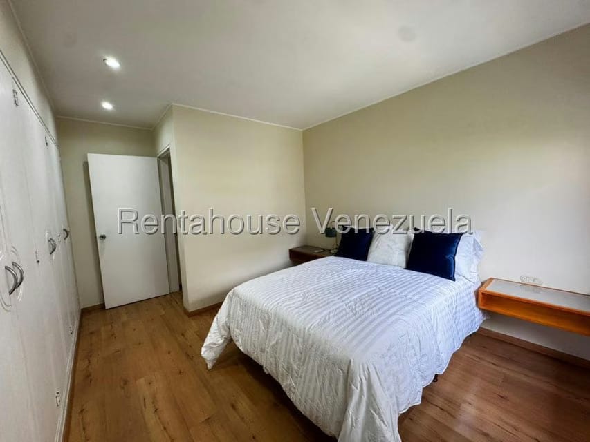 Apartamento (1 Nivel) en Alquiler en La Castellana, Distrito Metropolitano - 10