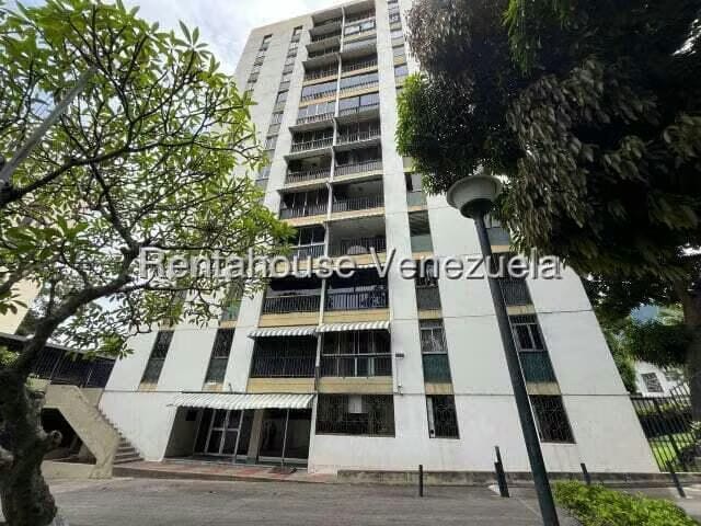 Apartamento (1 Nivel) en Alquiler en Los Chorros, Distrito Metropolitano - 10