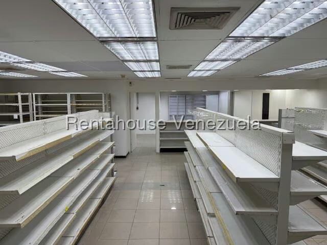Comercial (Local Comercial) en Venta en El Cafetal, Distrito Metropolitano - 11