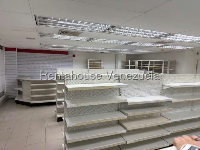 Comercial (Local Comercial) en Venta en El Cafetal, Distrito Metropolitano - 16
