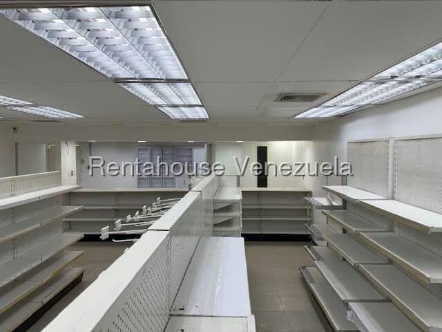 Comercial (Local Comercial) en Venta en El Cafetal, Distrito Metropolitano - 17