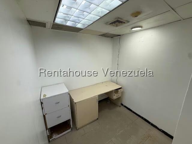 Comercial (Local Comercial) en Venta en El Cafetal, Distrito Metropolitano - 4