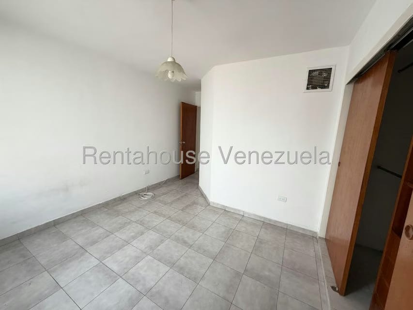 Apartamento (1 Nivel) en Alquiler en Base Aragua, Aragua - 21