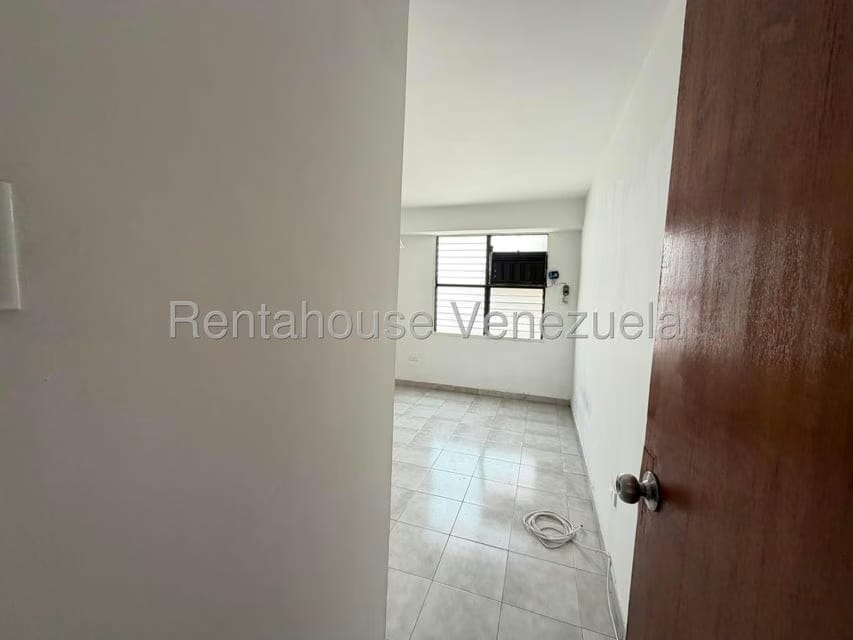 Apartamento (1 Nivel) en Alquiler en Base Aragua, Aragua - 23
