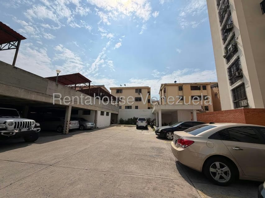 Apartamento (1 Nivel) en Alquiler en Base Aragua, Aragua - 32