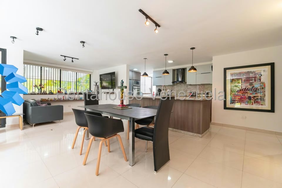 Apartamento (1 Nivel) en Alquiler en Colinas de Valle Arriba, Distrito Metropolitano - 14