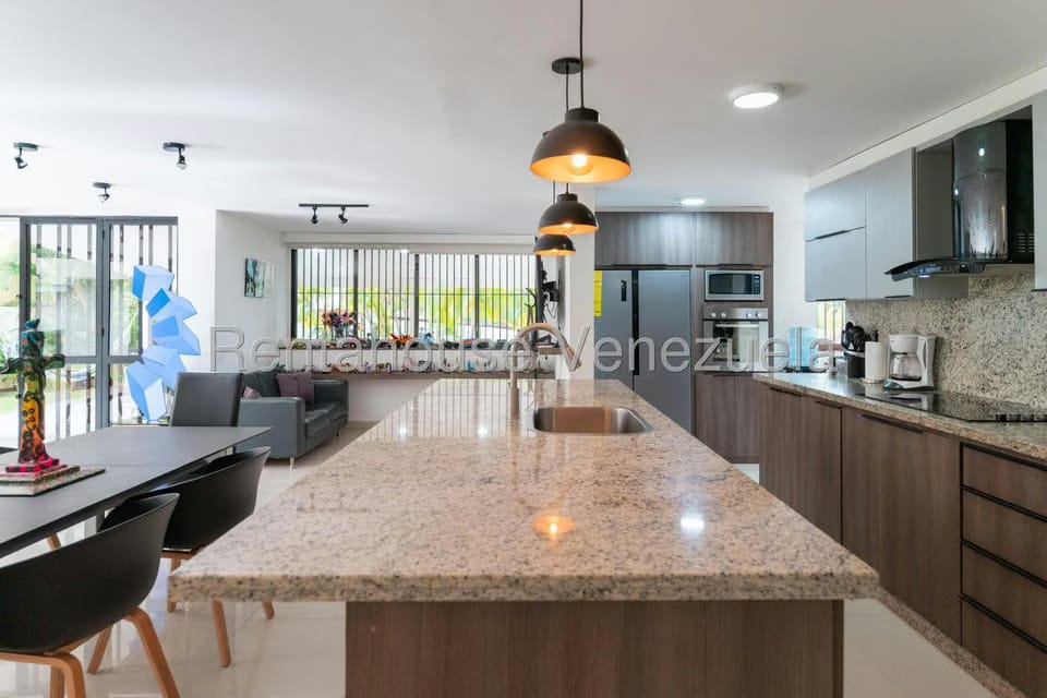 Apartamento (1 Nivel) en Alquiler en Colinas de Valle Arriba, Distrito Metropolitano - 17