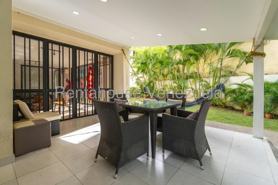 Apartamento (1 Nivel) en Alquiler en Colinas de Valle Arriba, Distrito Metropolitano - 39