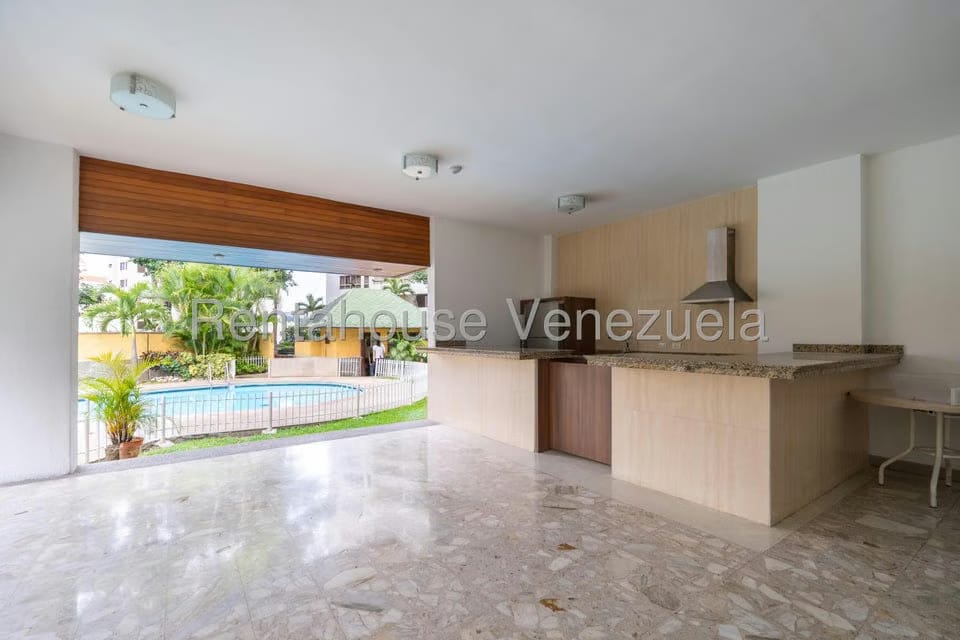 Apartamento (1 Nivel) en Alquiler en Colinas de Valle Arriba, Distrito Metropolitano - 48