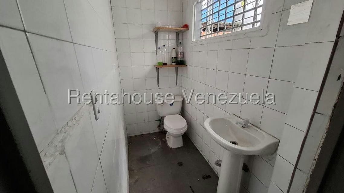 Comercial (Local Comercial) en Alquiler en Los Rosales, Distrito Metropolitano - 7