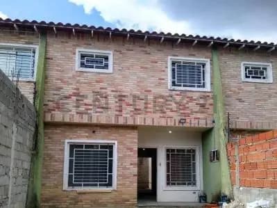 Oportunidad en San Pablo: diseño y exclusividad en Turmero