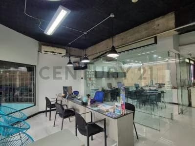 Local Comercial en Venta - 2