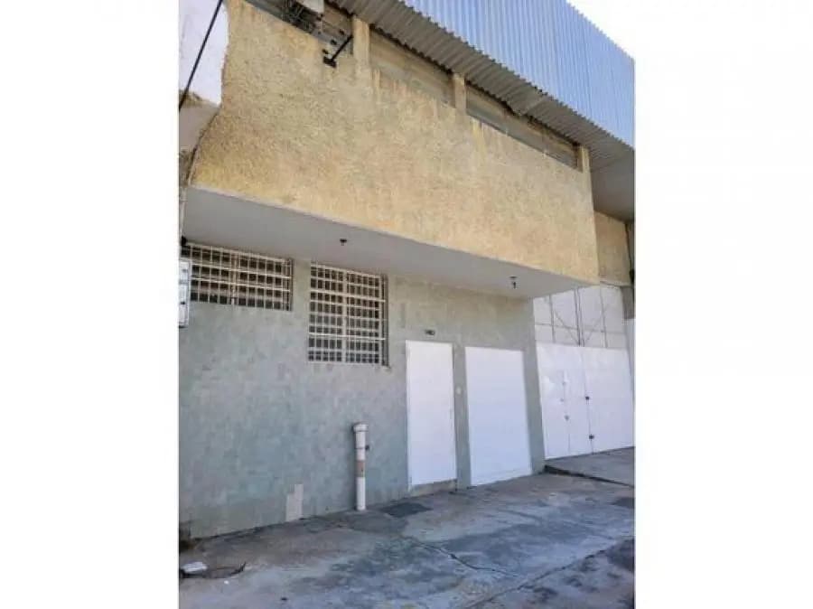 Galpon en Venta en Valencia - 3