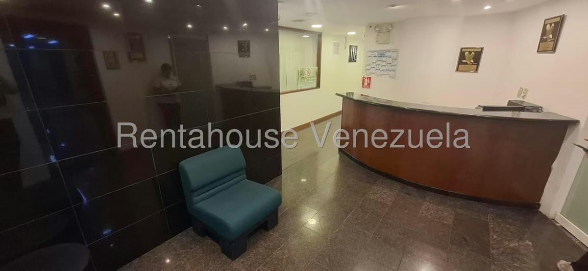 Comercial (Oficina) en Alquiler en El Rosal, Distrito Metropolitano - 3