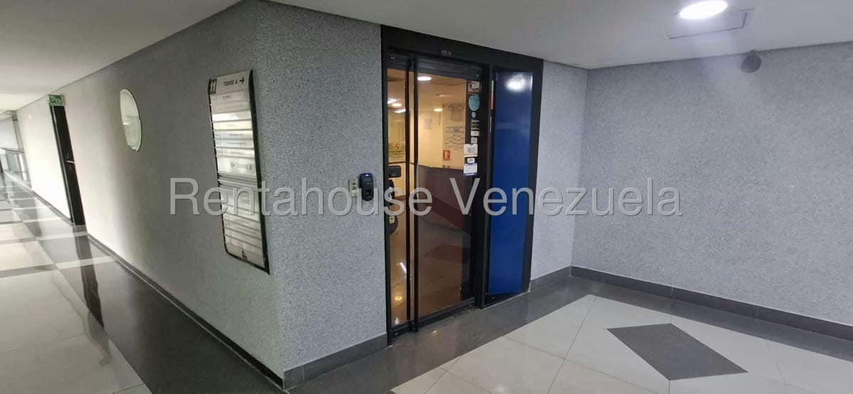 Comercial (Oficina) en Alquiler en El Rosal, Distrito Metropolitano - 40