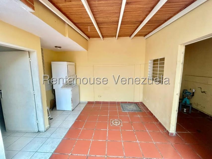 Casa (Multipes Niveles) en Alquiler en Ave Intercomunal, Lara - 10