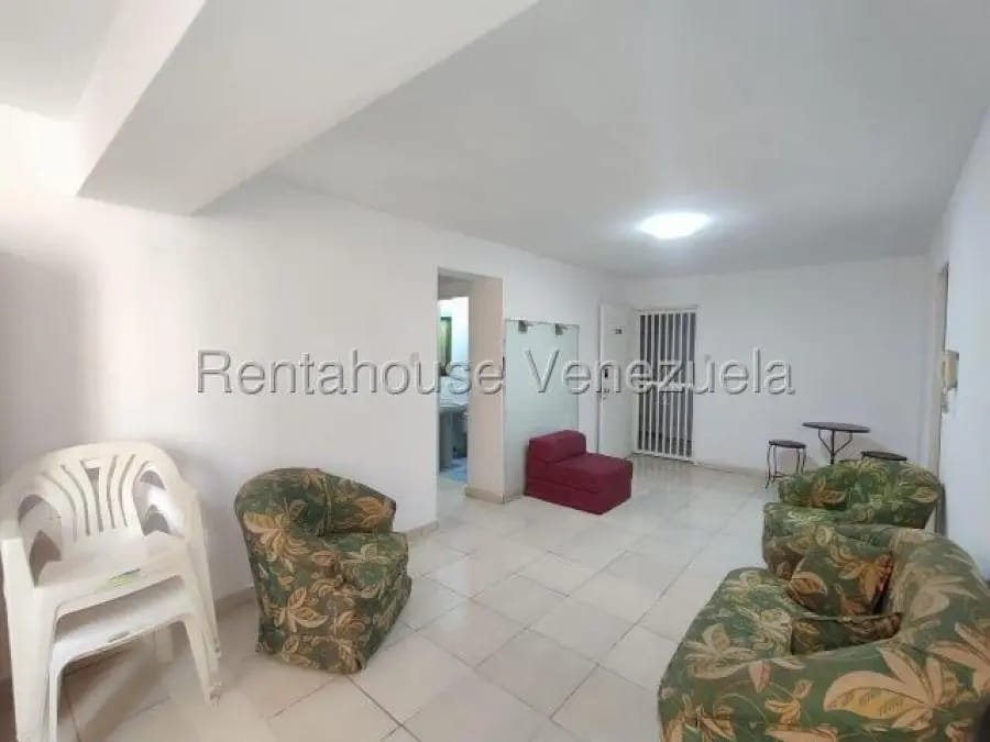 Apartamento en Alquiler en Girardot Maracay - 18