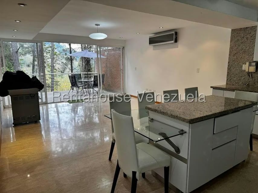 Townhouse (Multiples Niveles) en Venta en Villa Nueva Hatillo, Distrito Metropolitano - 7