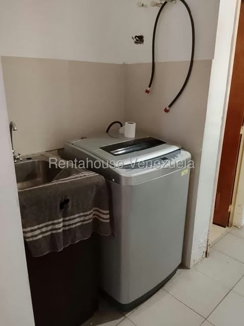 Apartamento (1 Nivel) en Alquiler en Paraparal, Carabobo - 8