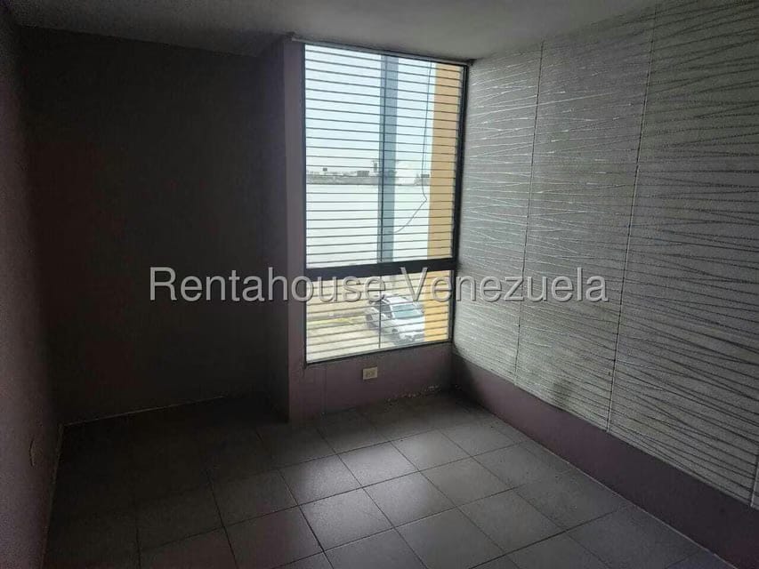 Apartamento (1 Nivel) en Alquiler en Paraparal, Carabobo - 10