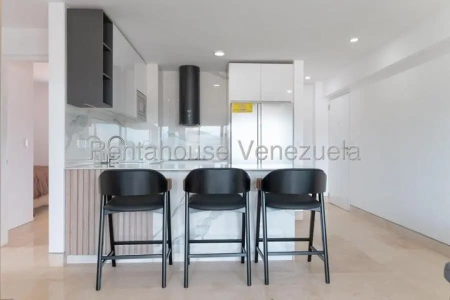 Apartamento en Venta en El Rosal Caracas - 6
