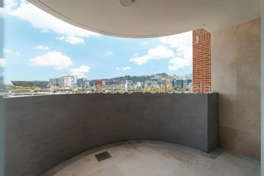 Apartamento en Venta en El Rosal Caracas - 9
