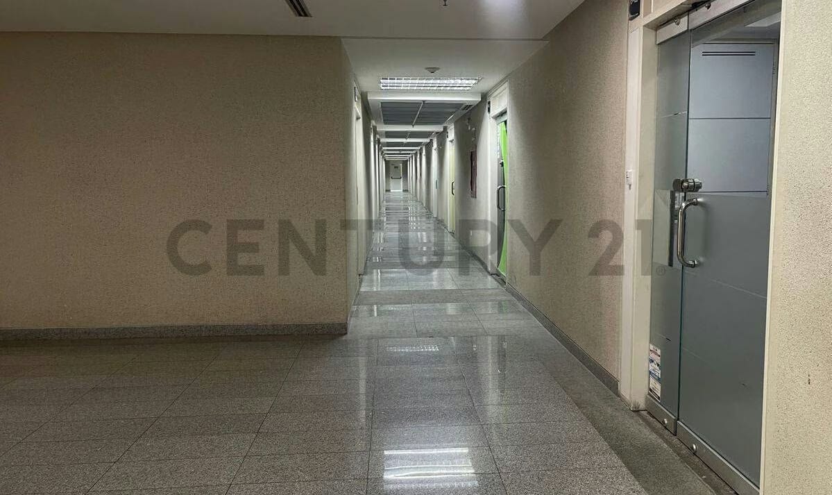 Venta Oficina Boleita Norte, Ciudad Center - 5