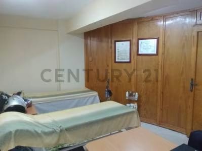 Alquiler de Consultorio medico, Edificio Vapleca, Av. Luis del Valle Garcia.