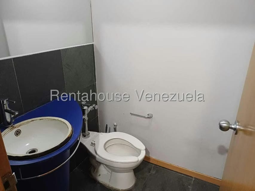 Comercial (Local Comercial) en Alquiler en Las Mercedes, Distrito Metropolitano - 11