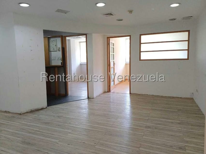 Comercial (Local Comercial) en Alquiler en Las Mercedes, Distrito Metropolitano - 14