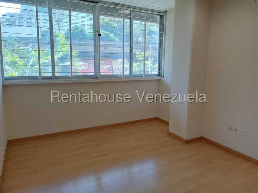Comercial (Local Comercial) en Alquiler en Las Mercedes, Distrito Metropolitano - 7