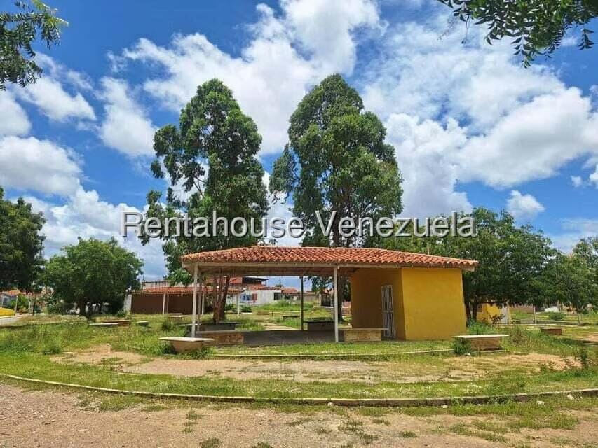 Casa (1 Nivel) en Alquiler en Hacienda Yucatan, Lara - 16