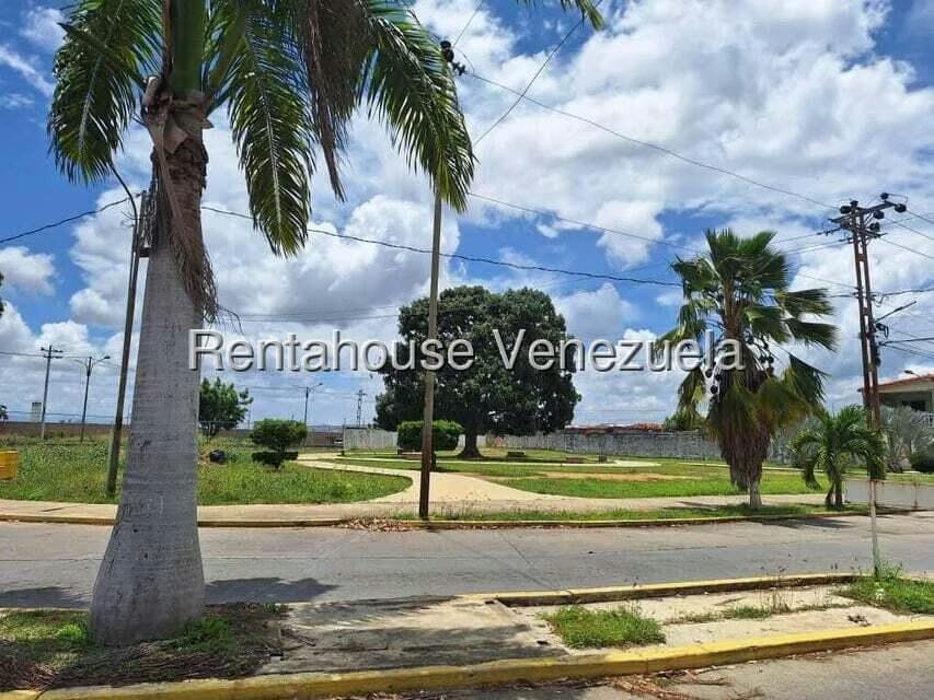 Casa (1 Nivel) en Alquiler en Hacienda Yucatan, Lara - 21