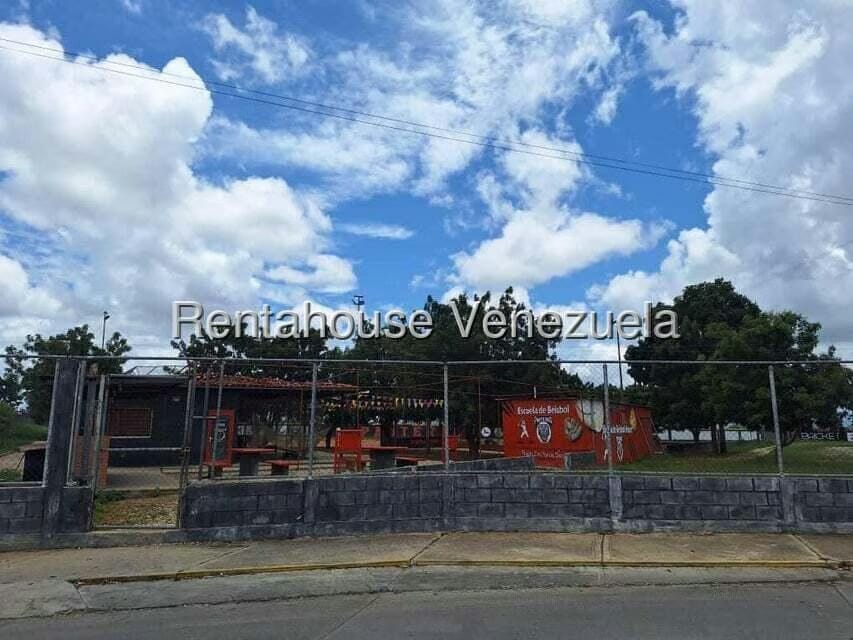 Casa (1 Nivel) en Alquiler en Hacienda Yucatan, Lara - 23