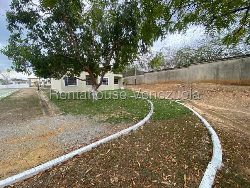 Casa (1 Nivel) en Venta en La Ensenada, Lara - 30