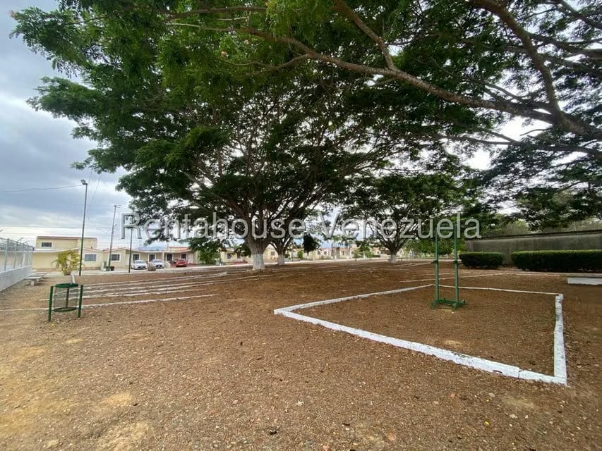 Casa (1 Nivel) en Venta en La Ensenada, Lara - 38