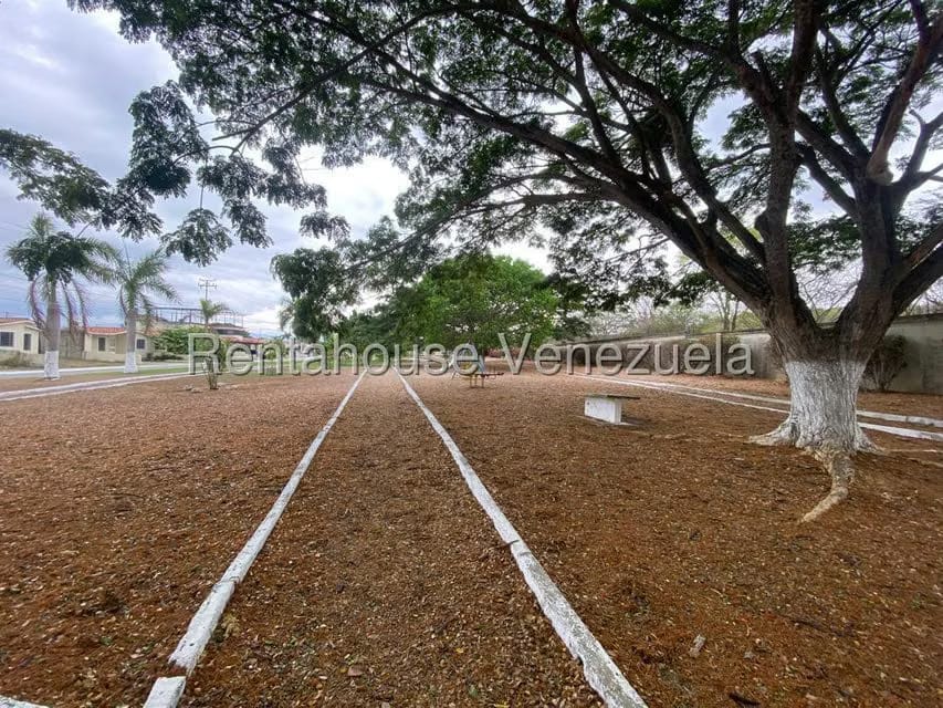 Casa (1 Nivel) en Venta en La Ensenada, Lara - 42