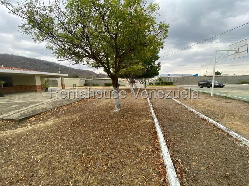 Casa (1 Nivel) en Venta en La Ensenada, Lara - 43