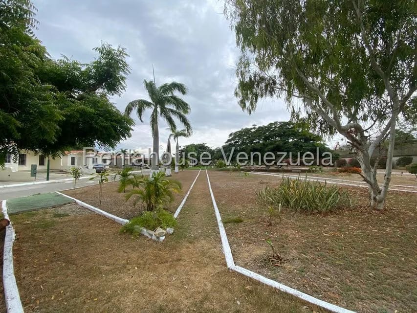 Casa (1 Nivel) en Venta en La Ensenada, Lara - 46