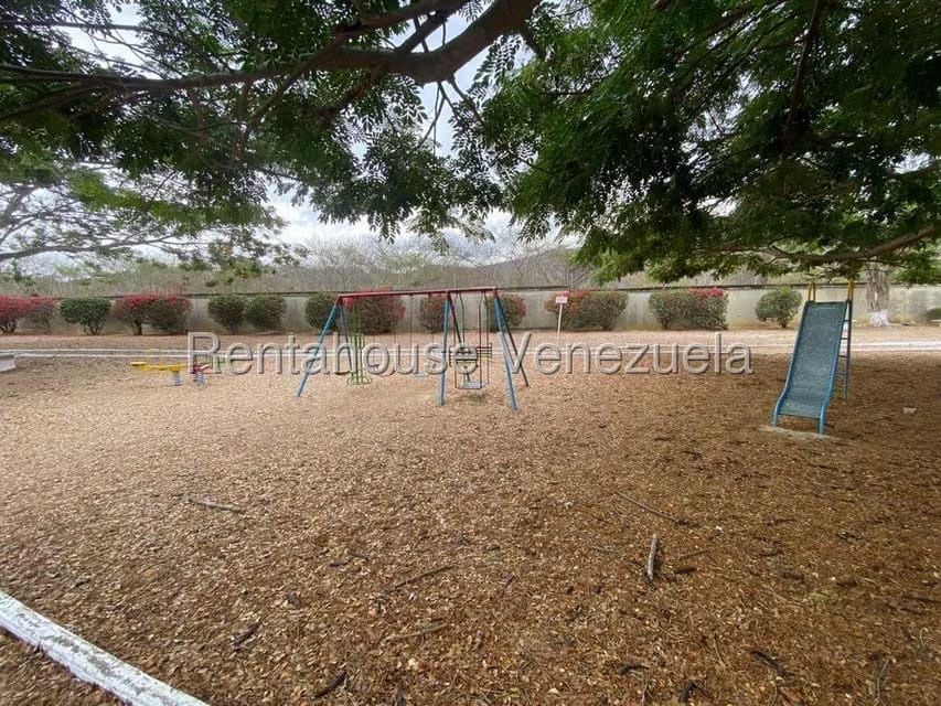 Casa (1 Nivel) en Venta en La Ensenada, Lara - 48