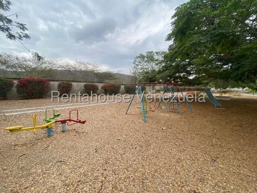 Casa (1 Nivel) en Venta en La Ensenada, Lara - 49