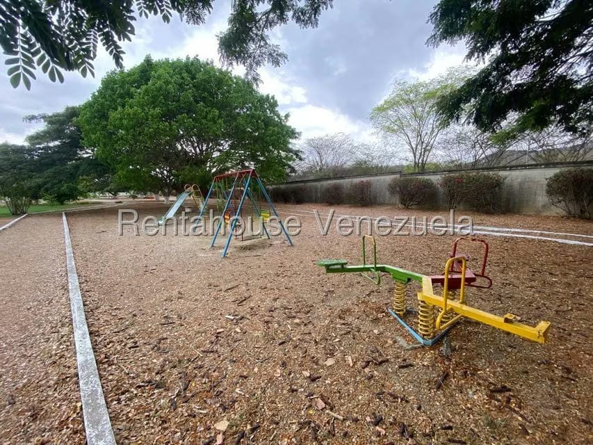 Casa (1 Nivel) en Venta en La Ensenada, Lara - 57