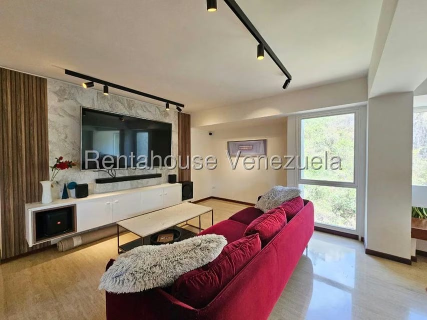 Apartamento (Duplex) en Venta en Las Mercedes, Distrito Metropolitano - 2